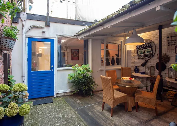 アパート Gezellig In De Mooie Oude Binnenstad *